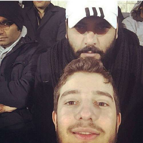 تیپ مخفی و سیاهپوش احسان علیخانی در استادیوم آزادی /عکس