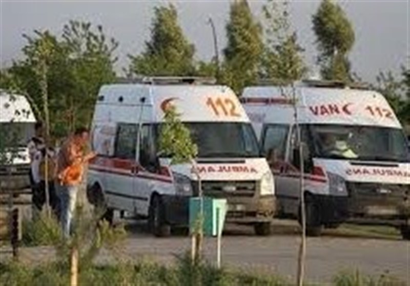 یک هموطن در واژگونی مینی‌بوس حامل شهروندان ایرانی در وان ترکیه جان باخت