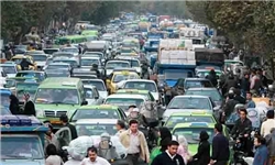ترافیک سنگین در طول خیابان نواب، انقلاب، سعدی به سمت تقاطع استانبول ـ جمهوری