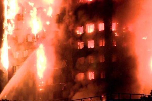 آتش سوزی برج «گرانفل» لندن مهار شد