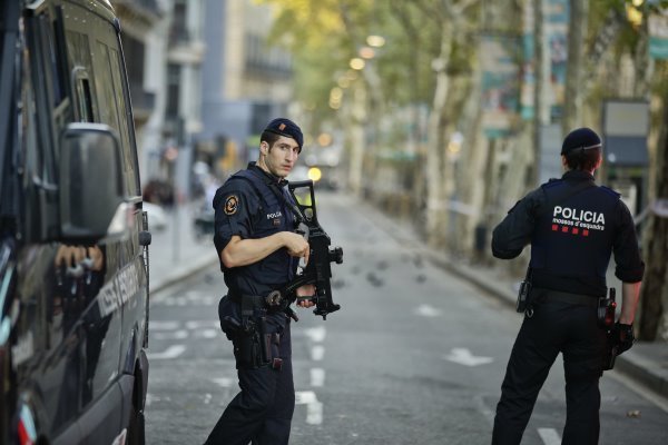 جلسه اضطراری اسپانیا درباره افزایش سطح تهدیدهای تروریستی
