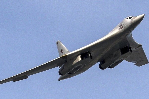 تعقیب بمب افکن های روسیه توسط جتهای اف- ۱۶ نروژ