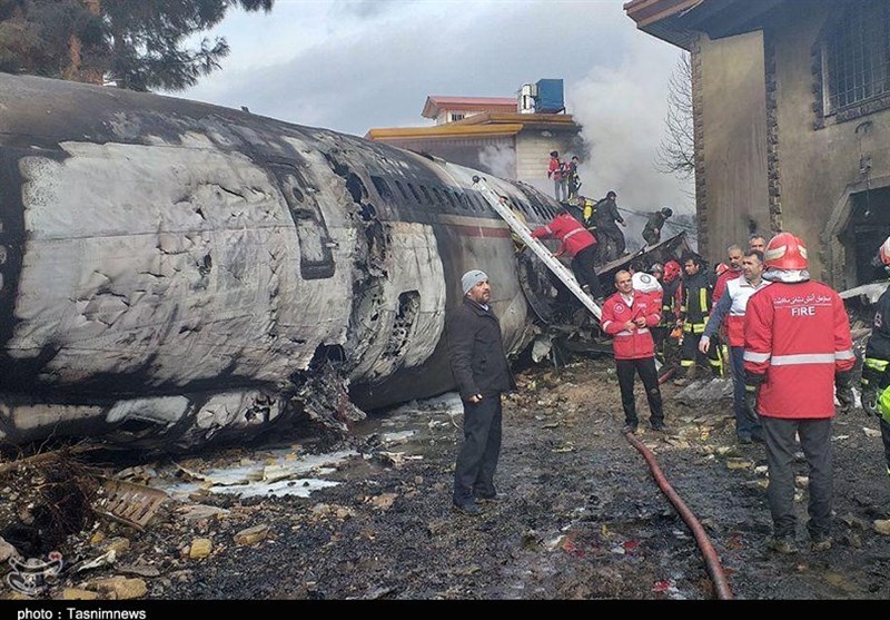 سقوط هواپیمای باربری در زیبادشت استان البرز/ یک سرنشین زنده ماند