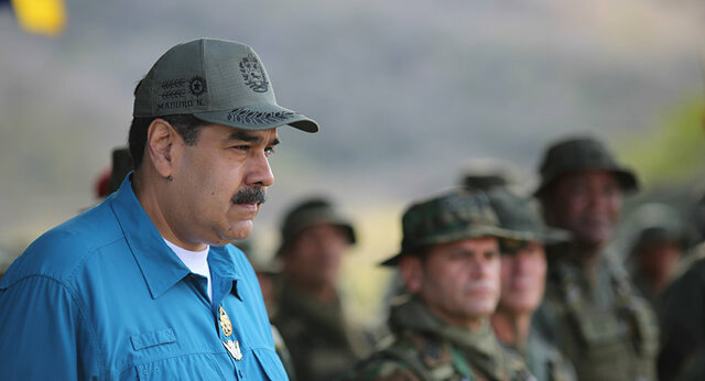 مادورو بسیج دائم نیروهای ارتش ونزوئلا را پیشنهاد داد