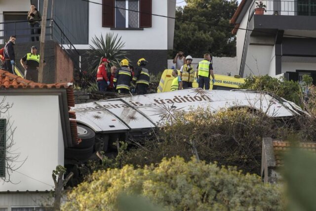 ٢٨ کشته در واژگونی اتوبوسی در پرتغال