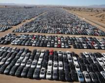 سیاست‌گذاران به جای واردات خودرو به دنبال حل قیمت‌گذاری دستوری باشند